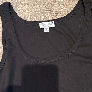 BOGO Splendid Classic Black and White Tank Tops XS